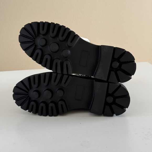 MOSCHINO Combat Lace Up Boots Logo Synthetic Patent Leather NEW Size 36 EU NEW - Picture 4 of 11